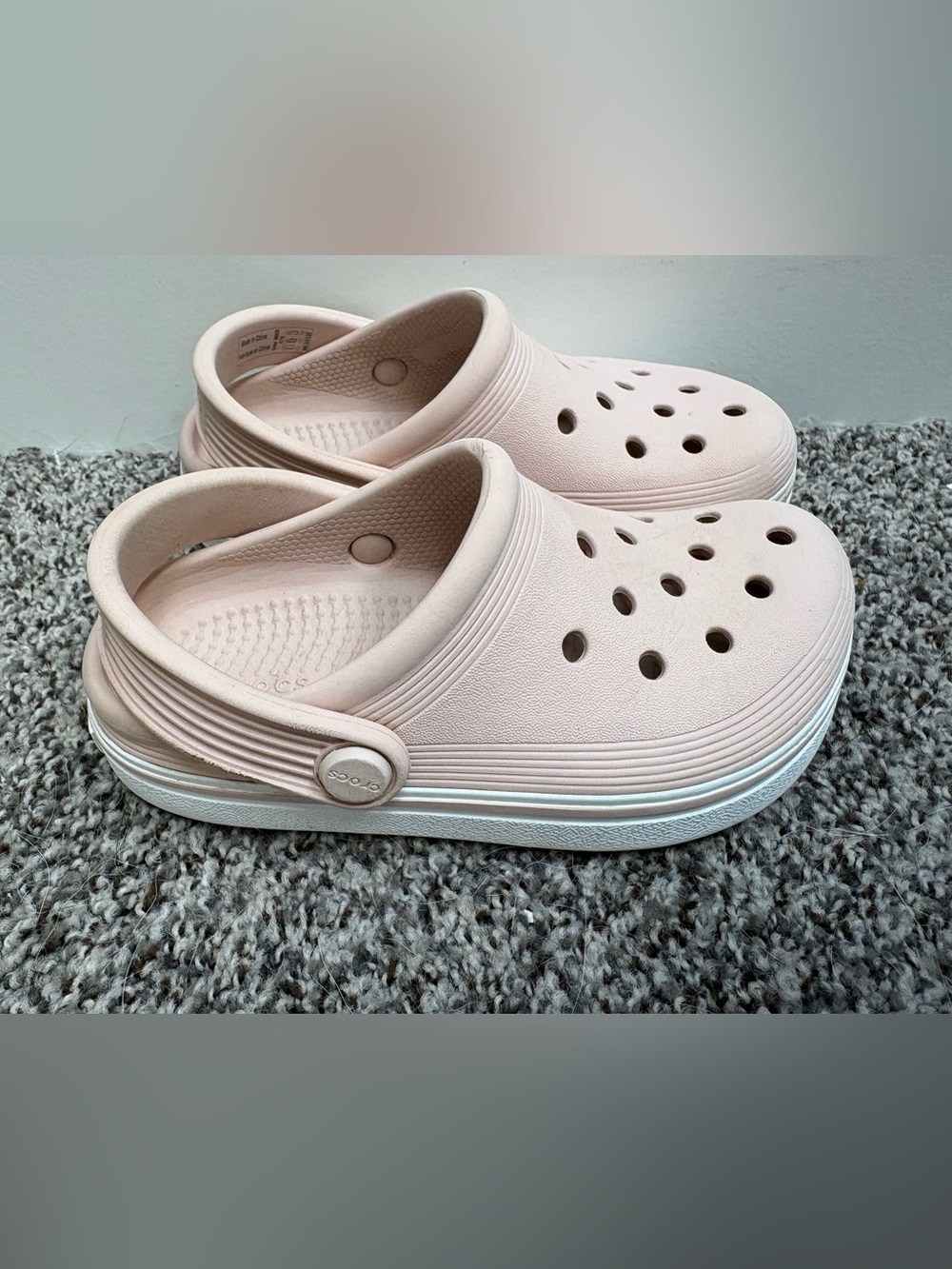 CROCS Waterproof Classic Clog in Pale Pink Toddler Size 10c